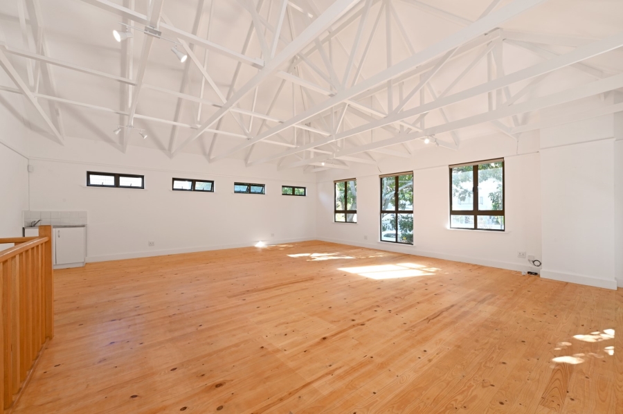 To Let 4 Bedroom Property for Rent in Newlands Western Cape